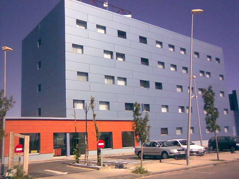 B&B Hotel Figueres Figueres  Luaran gambar