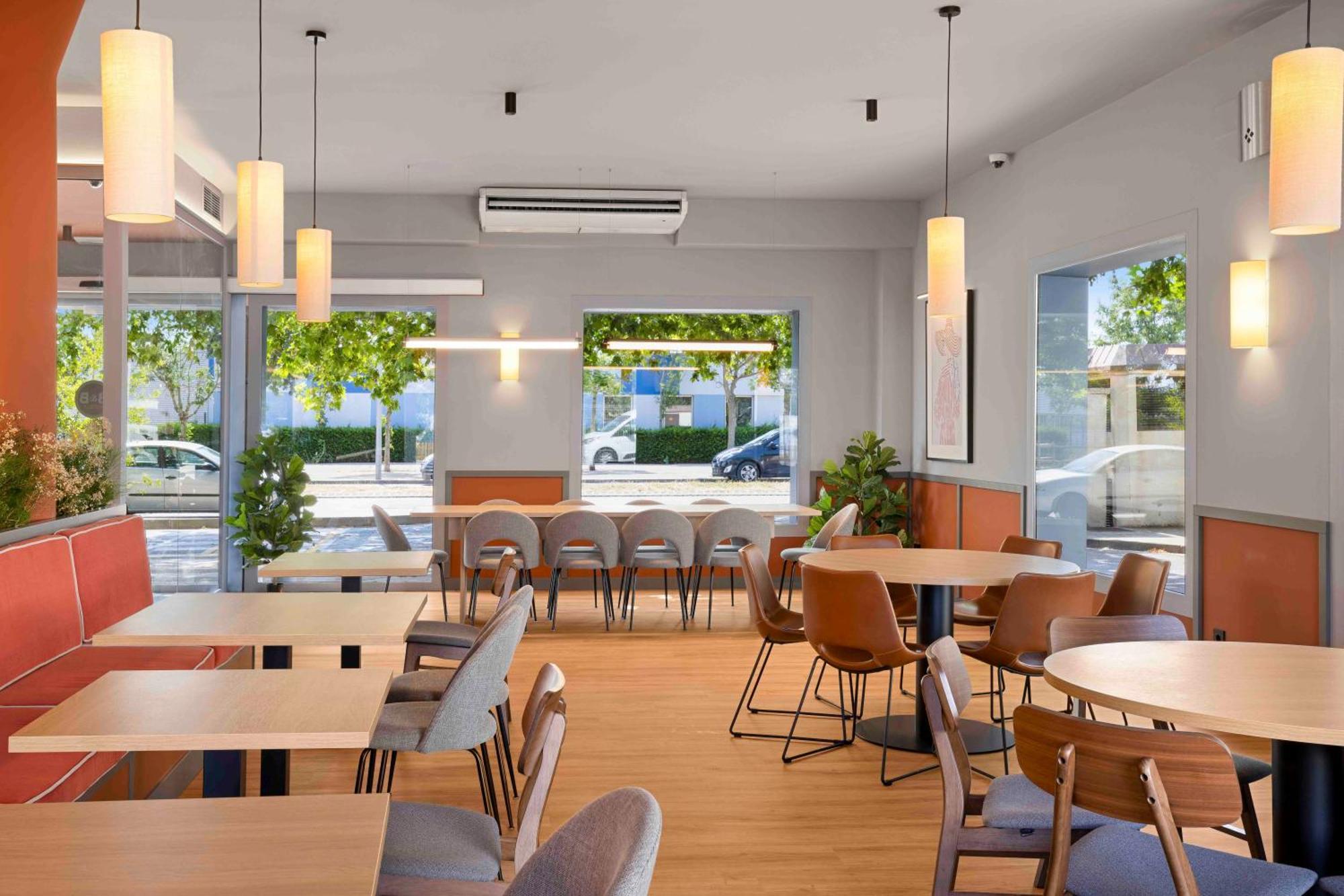 B&B Hotel Figueres Figueres  Luaran gambar