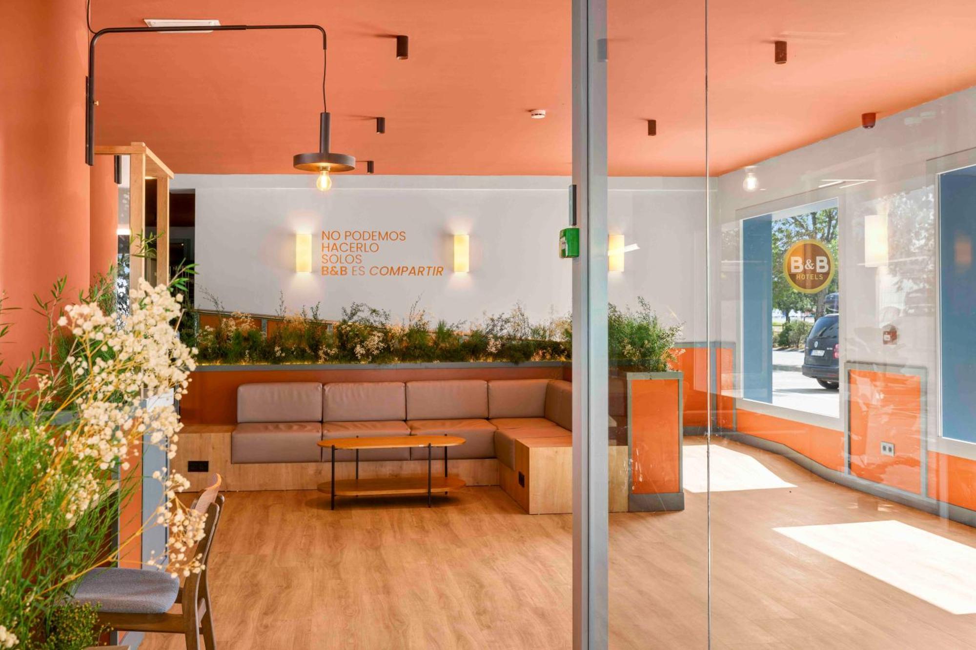 B&B Hotel Figueres Figueres  Luaran gambar