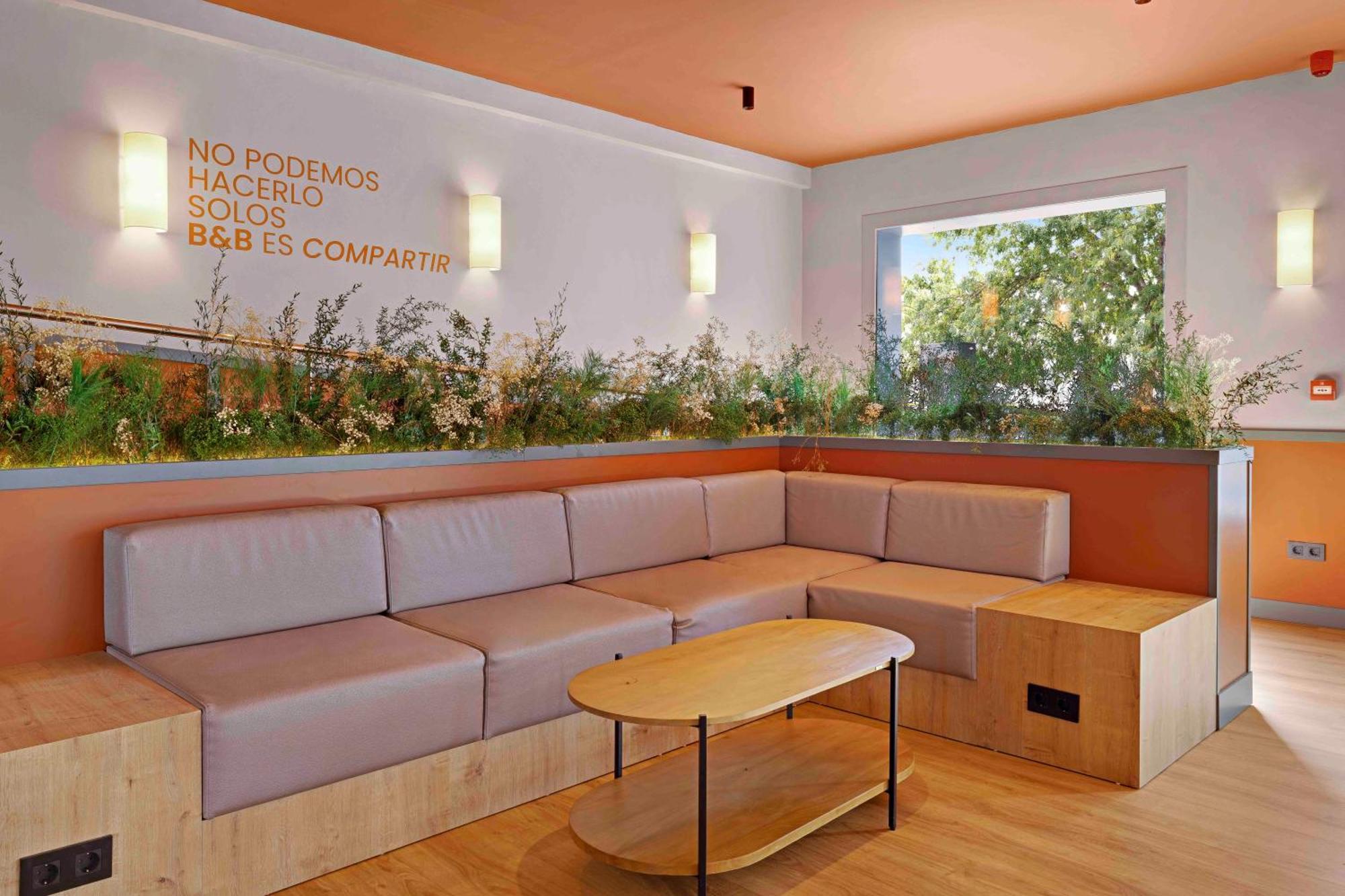 B&B Hotel Figueres Figueres  Luaran gambar