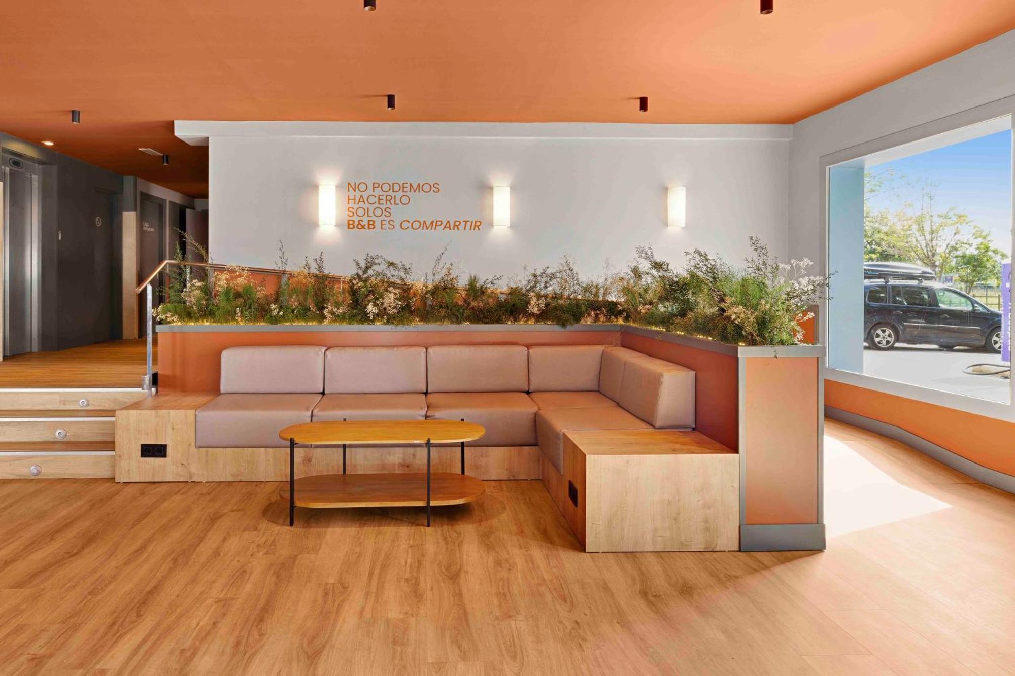 B&B Hotel Figueres Figueres  Luaran gambar